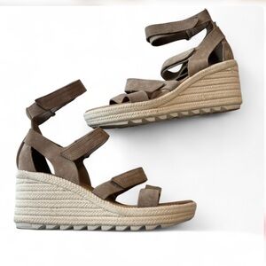 Sorel CAMERON MULTI STRAP WEDGE SANDAL Sea Salt Sz 8.5 Vacation Beach Resort